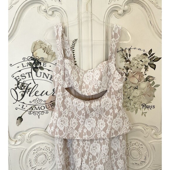 Lulus Ellis Jumpsuit Women's L White Beige Cutout Sleeveless NWOT - Picture 6 of 11